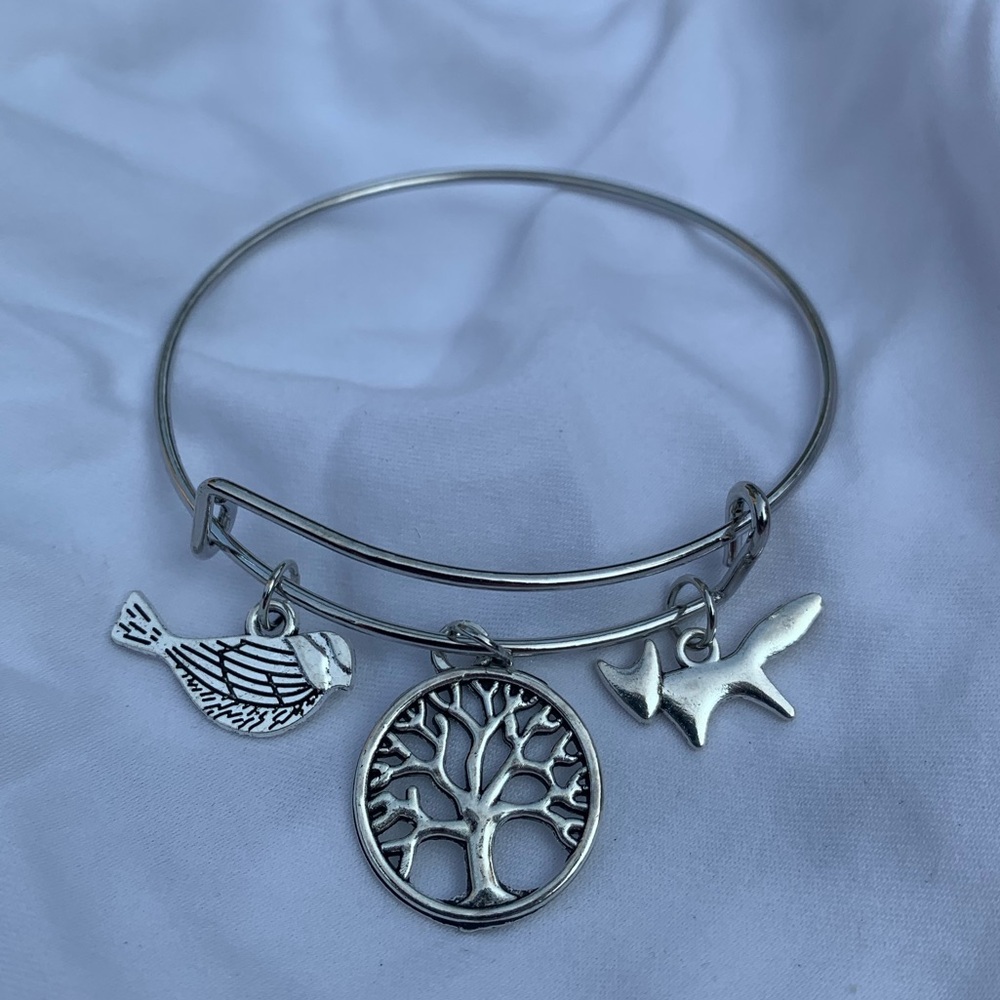 Brand New! Handmade! Adjustable Charm Bangle Bracelet! - Picture 3 of 5